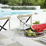 Anemolia With Private Pools Near The Beautiful Beaches Of Alonissos *
