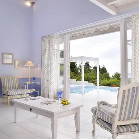 Anemolia With Private Pools Near The Beautiful Beaches Of Alonissos Isomata