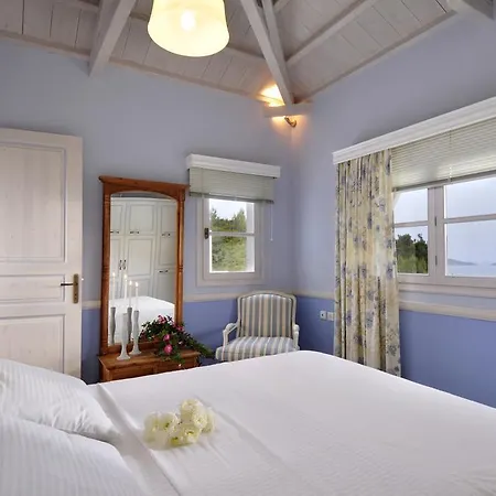Anemolia With Private Pools Near The Beautiful Beaches Of Alonissos Vila Isomata