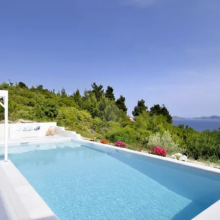 Anemolia With Private Pools Near The Beautiful Beaches Of Alonissos
