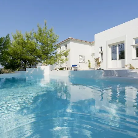 Villa Anemolia With Private Pools Near The Beautiful Beaches Of Alonissos *