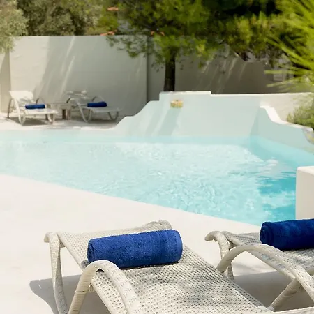 Anemolia With Private Pools Near The Beautiful Beaches Of Alonissos *