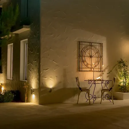 Villa Anemolia With Private Pools Near The Beautiful Beaches Of Alonissos