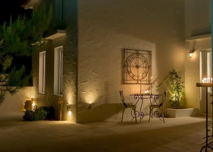 Villa Anemolia With Private Pools Near The Beautiful Beaches Of Alonissos