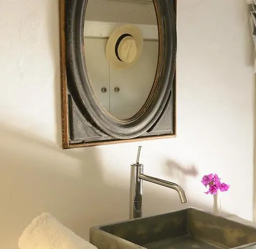 Anemolia With Private Pools Near The Beautiful Beaches Of Alonissos